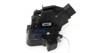 Second-hand car spare part front right door lock for volvo c30 1.6 d oem iam references 30799302