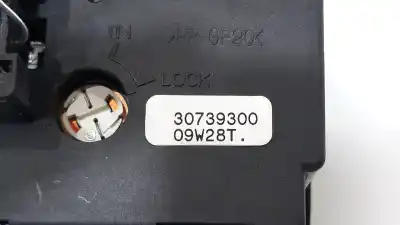 Second-hand car spare part headlights switch for volvo c30 1.6 d oem iam references 30739300  30739300