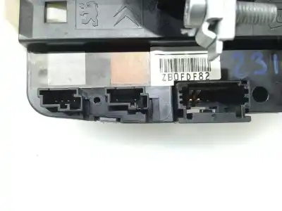 Автозапчастина б/у многофункційне управління для peugeot 308 sw ii (lc_, lj_, lr_, lx_, l4_) 1.6 hdi / bluehdi 115 (lcbhxm, lcbhxt) посилання на oem iam 98072688zd  98072688zd