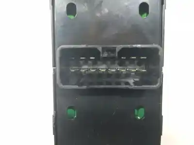 Second-hand car spare part left front power window switch for kia soul diva oem iam references 935702k000  935702k000