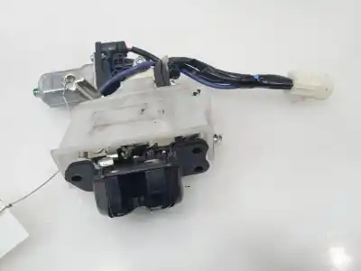 Second-hand car spare part trunk lock for lexus rx (_u3_) 400h awd (mhu38_) oem iam references 6935048050