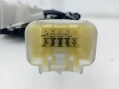 Second-hand car spare part trunk lock for lexus rx (_u3_) 400h awd (mhu38_) oem iam references 6935048050  6935048050