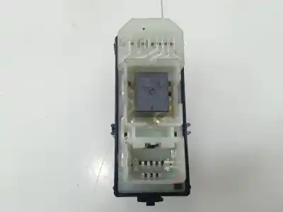 Second-hand car spare part rear left power window switch for lexus rx (_u3_) 400h awd (mhu38_) oem iam references 8403048070  8403048070