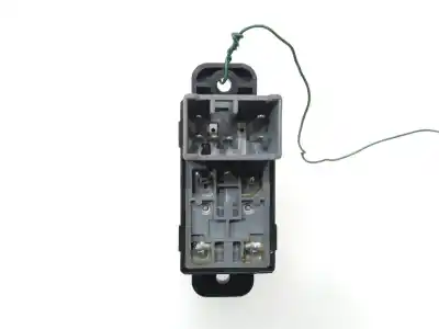 Автозапчасти б/у управление задними правыми стеклами за ssangyong kyron 200 xdi limited ссылки oem iam 8584009000hcc  8584009000hcc