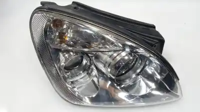 Автозапчасти б/у правая фара за KIA CARENS (UN) EX I ссылки OEM IAM 921021D020  921021D020