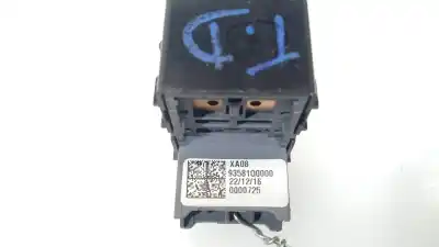 Peça sobressalente para automóvel em segunda mão botão / interruptor elevador vidro traseiro direito por hyundai bayon (bc3) 1.2 mpi referências oem iam 93581q00004x 93581q0000 93581q0000 Peça sobressalente para automóvel em segunda mão botão / interruptor elevador vidro traseiro direito por hyundai bayon (bc3) 1.2 mpi referências oem iam 93581q00004x 93581q0000 93581q0000