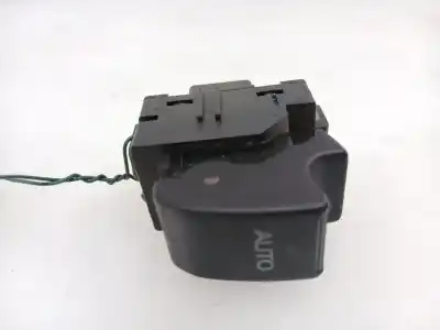 Tweedehands auto-onderdeel rechts achter ruiten bediening voor toyota corolla (_e12_) 2.0 d-4d (cde120r_ cde120l_) oem iam-referenties 8481002041