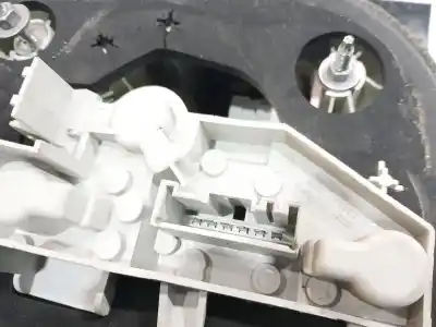 Second-hand car spare part right tailgate light for bmw 1 (e87) 118 d oem iam references 63217181298  7181298