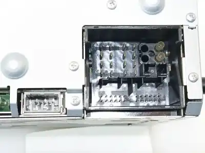 Peça sobressalente para automóvel em segunda mão sistema de áudio / rádio cd por volvo v40 fastback (525) d3 referências oem iam 31444184  31444184