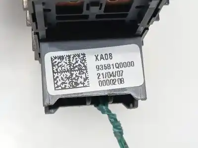 Автозапчасти б/у управление задними левыми стеклами за hyundai bayon (bc3) 1.2 mpi ссылки oem iam 93581q00004x  93581q0000