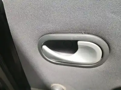 Peça sobressalente para automóvel em segunda mão puxador interior traseiro direito por renault scénic ii (jm0/1_) 1.5 dci (jm1e, jm16) referências oem iam 8200843629