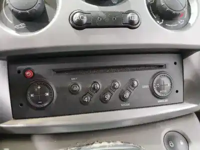 Second-hand car spare part AUDIO SYSTEM / RADIO CD for RENAULT SCÉNIC II (JM0/1_)  OEM IAM references 8200607918  8200607918