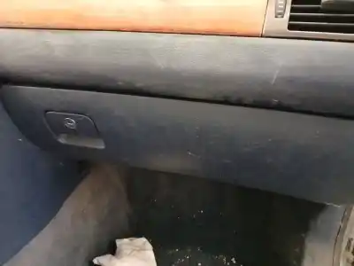 Автозапчастина б/у бардачок для audi a6 c5 (4b2) 2.5 tdi посилання на oem iam 4b1857035e