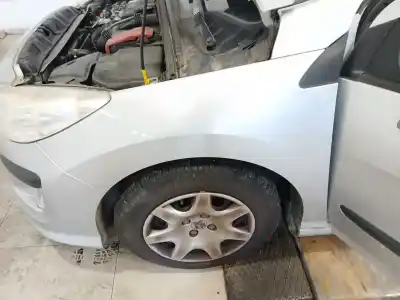 Pezzo di ricambio per auto di seconda mano parafango anteriore sinistro per peugeot 308 i (4a_, 4c_) 1.6 hdi riferimenti oem iam 7840w1