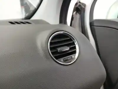 Pezzo di ricambio per auto di seconda mano griglia di aerazione per peugeot 308 i (4a_, 4c_) 1.6 hdi riferimenti oem iam 8265cp