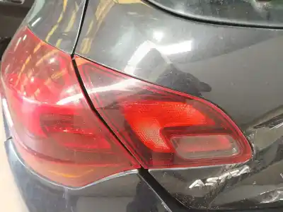 Автозапчасти б/у внутренний левый задний фонарь за opel astra j (p10) 1.7 cdti (68) ссылки oem iam 13319951