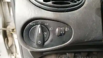 Автозапчасти б/у управление светом за ford focus i sedán (dfw) 1.8 turbo di / tddi ссылки oem iam 1319226