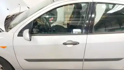 Автозапчасти б/у левая передняя дверь за ford focus i sedán (dfw) 1.8 turbo di / tddi ссылки oem iam 1132676