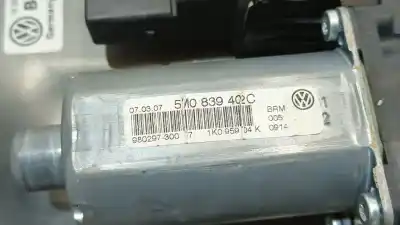 Автозапчастина б/у регулятор скла заднього правого для volkswagen golf plus v (5m1, 521) 1.9 tdi посилання на oem iam 5m0839462  5m0839462