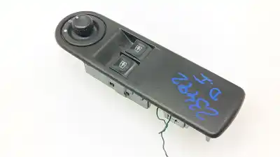 Автозапчасти б/у ВЫКЛЮЧАТЕЛЬ ЛЕВОГО ПЕРЕДНЕГО ОКНА за RENAULT CLIO IV (BH_)  ссылки OEM IAM 254118044R  809611667R