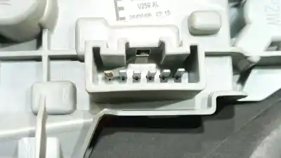 Second-hand car spare part left tailgate light for toyota corolla (_e12_) 2.0 d-4d (cde120r_ cde120l_) oem iam references 8156102300  8156102300