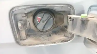 Second-hand car spare part fuel cap for bmw 3 (e90) 320 d oem iam references 16117193381