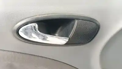 Pièce détachée automobile d'occasion POIGNÉE INTÉRIEURE AVANT GAUCHE pour SEAT ALTEA (5P1)  Références OEM IAM 5P08371131MM  5P08371131MM
