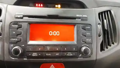 Peça sobressalente para automóvel em segunda mão sistema de áudio / rádio cd por kia sportage iii (sl) 2.0 crdi awd referências oem iam 961603u230wk
