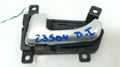 Peça sobressalente para automóvel em segunda mão PUXADOR INTERIOR DIANTEIRO ESQUERDO por KIA SPORTAGE III (SL) 2.0 CRDI AWD Referências OEM IAM 826103U000  