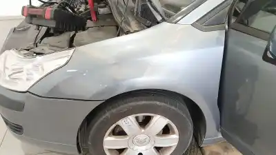 İkinci el araba yedek parçası SOL ÖN ÇAMURLUK için CITROEN C4 I (LC_)  OEM IAM referansları 7840Q3  7840Q3