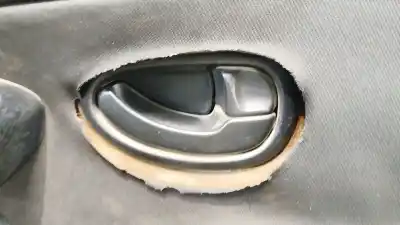 Tweedehands auto-onderdeel BINNEN HANDGREEP ACHTER ACHTER voor PEUGEOT 406 (8B) 2.0 HDI 110 OEM IAM-referenties 9143E8  