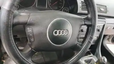 Peça sobressalente para automóvel em segunda mão AIRBAG DIANTEIRO ESQUERDO por AUDI A4 B6 AVANT (8E5) 1.9 TDI Referências OEM IAM 8P0880201BR  
