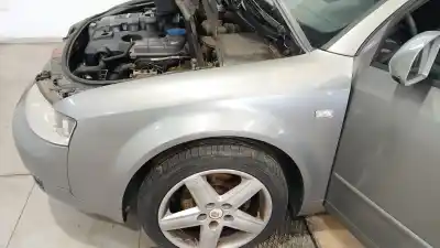 Peça sobressalente para automóvel em segunda mão GUARDA-LAMAS DIANTEIRO ESQUERDO por AUDI A4 B6 AVANT (8E5) 1.9 TDI Referências OEM IAM 8E0821105B  