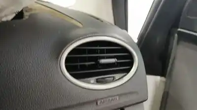 Pièce détachée automobile d'occasion GRILLE D'AÉRATION pour FORD FOCUS II (DA_, HCP, DP) 1.6 TDCI Références OEM IAM 1677036  