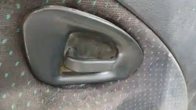 Автозапчастина б/у ЛІВА ПЕРЕДНЯ ВНУТРІШНЯ РУЧКА для CITROEN SAXO (S0, S1) 1.5 D Посилання на OEM IAM 914389  