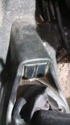 Автозапчасти б/у ВЫКЛЮЧАТЕЛЬ ЛЕВОГО ПЕРЕДНЕГО ОКНА за CITROEN SAXO (S0, S1) 1.5 D ссылки OEM IAM 6552R4  