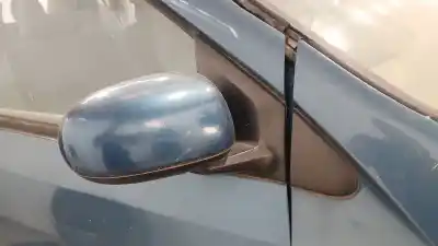 Pezzo di ricambio per auto di seconda mano RETROVISORE DESTRO per NISSAN ALMERA TINO (V10) 1.8 Riferimenti OEM IAM 96301BU220  