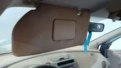 Pièce détachée automobile d'occasion PARE-SOLEIL GAUCHE pour NISSAN ALMERA TINO (V10) 1.8 Références OEM IAM 96400BU080  
