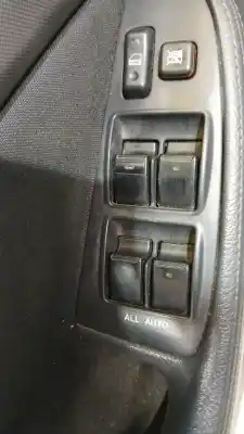Second-hand car spare part LEFT FRONT POWER WINDOW SWITCH for TOYOTA AVENSIS (_T25_) 2.2 D-4D (ADT251_) OEM IAM references 8482005100  