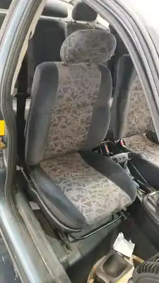 Pezzo di ricambio per auto di seconda mano SEDILE ANTERIORE DESTRO per OPEL VECTRA B (J96) 1.6 I 16V (F19) Riferimenti OEM IAM 90503929  