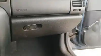 Автозапчастина б/у БАРДАЧОК для OPEL VECTRA B (J96) 1.6 I 16V (F19) Посилання на OEM IAM 90436035  