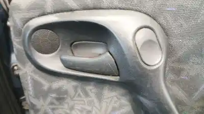 Pezzo di ricambio per auto di seconda mano MANIGLIA INTERNA POSTERIORE DESTRA per OPEL VECTRA B (J96) 1.6 I 16V (F19) Riferimenti OEM IAM 90362966  