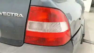Автозапчасти б/у правый задний фонарь за opel vectra b (j96) 1.6 i 16v (f19) ссылки oem iam 90512716