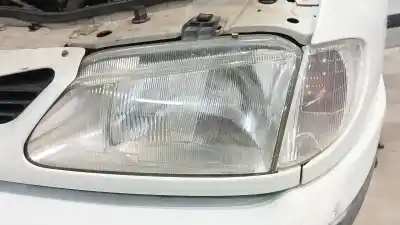 Piesă de schimb auto la mâna a doua FAR STÂNGA pentru RENAULT MEGANE I (BA0/1_) 1.9 D ECO (BA0A, BA0U, BA0R) Referințe OEM IAM 7701047093  