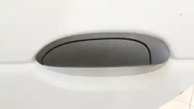 Second-hand car spare part EXTERIOR LEFT REAR DOOR HANDLE for RENAULT MEGANE I (BA0/1_) 1.9 D ECO (BA0A, BA0U, BA0R) OEM IAM references 7700433075  