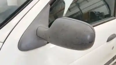 Автозапчасти б/у ЛЕВОЕ ЗЕРКАЛО за RENAULT MEGANE I (BA0/1_) 1.9 D ECO (BA0A, BA0U, BA0R) ссылки OEM IAM 7700834181  