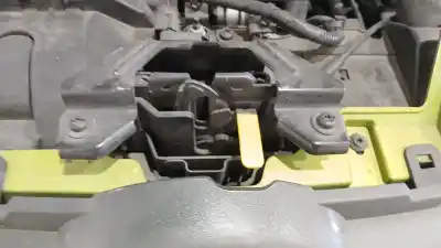 Автозапчасти б/у замок капота за FORD FIESTA VI (CB1, CCN) 1.4 TDCI ссылки OEM IAM 1831520  1831520