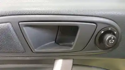 Автозапчастина б/у ліва передня внутрішня ручка для FORD FIESTA VI (CB1, CCN) 1.4 TDCI Посилання на OEM IAM 1686126  1686126