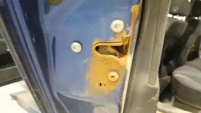 Recambio de automóvil de segunda mano de CERRADURA PUERTA TRASERA IZQUIERDA para OPEL ASTRA H RANCHERA FAMILIAR (A04) 1.9 CDTI (L35) referencias OEM IAM 13210738  