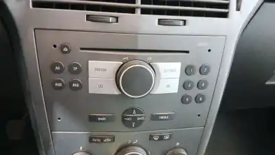 Автозапчасти б/у аудиосистема / радио cd за opel astra h ranchera familiar (a04) 1.9 cdti (l35) ссылки oem iam 13251045
